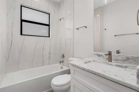 Appartement à louer à Punta Gorda, Floride: 3 chambres, 139.35 m2 № 2166468 - photo 10