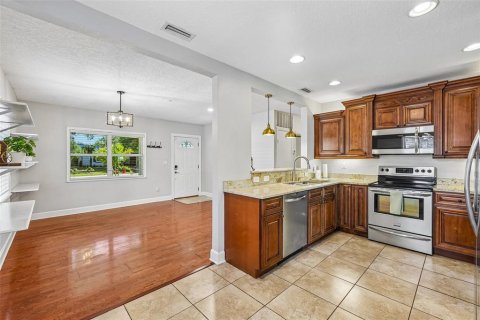 Villa ou maison à vendre à Tampa, Floride: 3 chambres, 145.48 m2 № 2234046 - photo 15