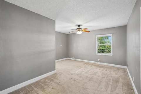 Villa ou maison à vendre à Tampa, Floride: 3 chambres, 145.48 m2 № 2234046 - photo 29
