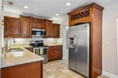 Villa ou maison à vendre à Tampa, Floride: 3 chambres, 145.48 m2 № 2234046 - photo 13