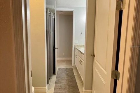 Villa ou maison à vendre à Kissimmee, Floride: 4 chambres, 213.3 m2 № 2427332 - photo 28