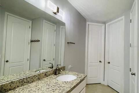 Villa ou maison à vendre à Kissimmee, Floride: 4 chambres, 213.3 m2 № 2427332 - photo 22