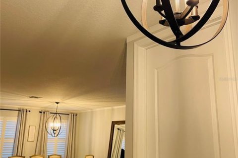 Villa ou maison à vendre à Kissimmee, Floride: 4 chambres, 213.3 m2 № 2427332 - photo 8