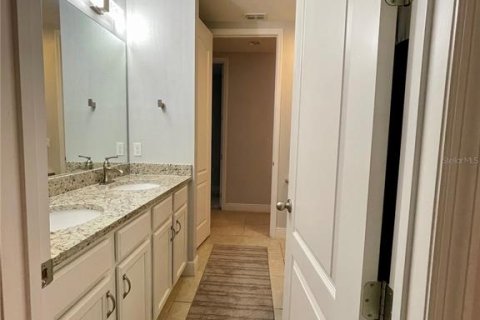 Villa ou maison à vendre à Kissimmee, Floride: 4 chambres, 213.3 m2 № 2427332 - photo 27