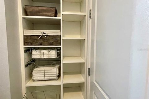 Villa ou maison à vendre à Kissimmee, Floride: 4 chambres, 213.3 m2 № 2427332 - photo 29