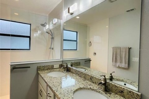 Villa ou maison à vendre à Kissimmee, Floride: 4 chambres, 213.3 m2 № 2427332 - photo 21