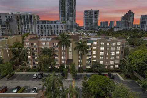 Condo in Aventura, Florida, 3 bedrooms  № 1858940 - photo 2