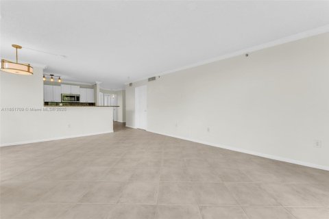 Condo in Aventura, Florida, 3 bedrooms  № 1858940 - photo 4