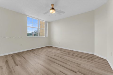 Condo in Aventura, Florida, 3 bedrooms  № 1858940 - photo 23