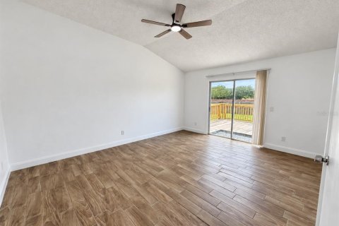 Villa ou maison à vendre à Orlando, Floride: 4 chambres, 160.35 m2 № 2388883 - photo 16