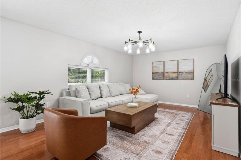 Villa ou maison à vendre à Ocoee, Floride: 4 chambres, 200.3 m2 № 2418989 - photo 18