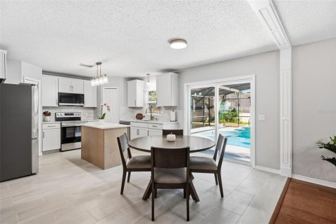 Villa ou maison à vendre à Ocoee, Floride: 4 chambres, 200.3 m2 № 2418989 - photo 15