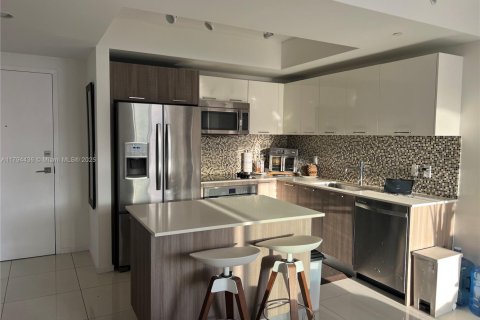 Купить кондоминиум в Дорал, Флорида 2 спальни, 89.28м2, № 1695961 - фото 2