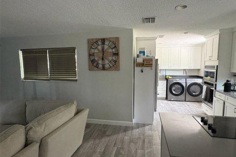 Villa ou maison à louer à Boynton Beach, Floride: 1 chambre, 103.49 m2 № 1851499 - photo 9