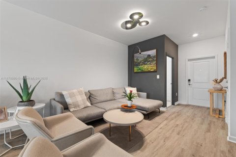 Купить таунхаус в Майами, Флорида 3 спальни, 128.02м2, № 2034183 - фото 8