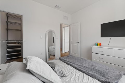 Купить таунхаус в Майами, Флорида 3 спальни, 128.02м2, № 2034183 - фото 30