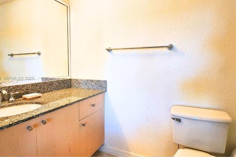 Купить таунхаус в Мирамар, Флорида 2 спальни, 100.33м2, № 1985681 - фото 12