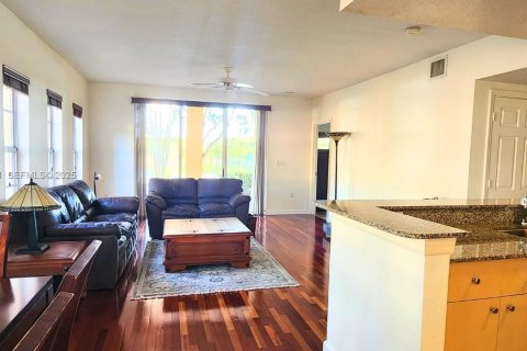 Купить таунхаус в Мирамар, Флорида 2 спальни, 100.33м2, № 1985681 - фото 7