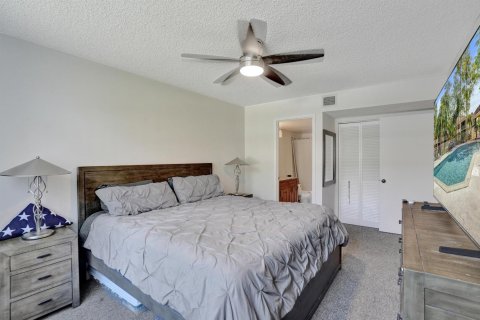 Condo in Coral Springs, Florida, 2 bedrooms № 2261244 - photo 10