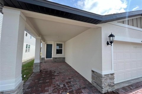 Villa ou maison à louer à Winter Haven, Floride: 3 chambres, 116.59 m2 № 2437310 - photo 2