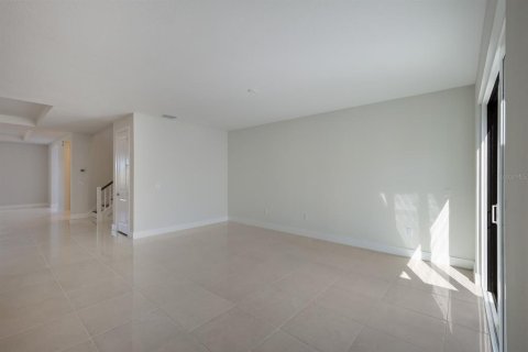 Townhouse in Bradenton, Florida 2 bedrooms, 273.23 sq.m. № 605168 - photo 13