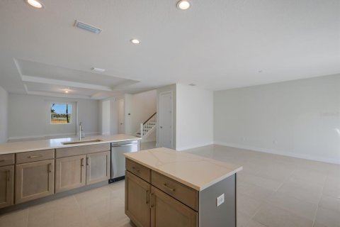 Townhouse in Bradenton, Florida 2 bedrooms, 273.23 sq.m. № 605168 - photo 12