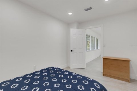 House in Palmetto, Florida 4 bedrooms, 212.19 sq.m. № 1868850 - photo 25