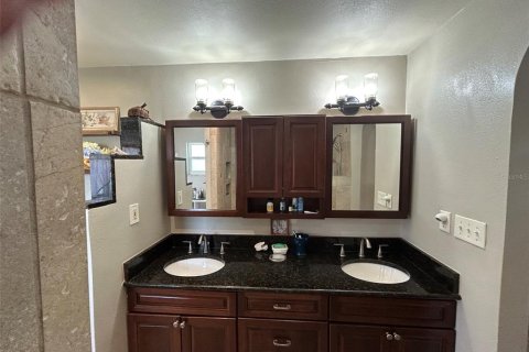 Casa en venta en Lake Wales, Florida, 3 dormitorios, 164.99 m2 № 2383419 - foto 18