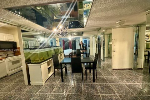 Купить кондоминиум в Лодерхилл, Флорида 1 спальня, 74.32м2, № 2012916 - фото 23