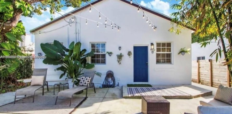 Villa ou maison à Miami, Floride 4 chambres, 168.34 m2 № 1931439