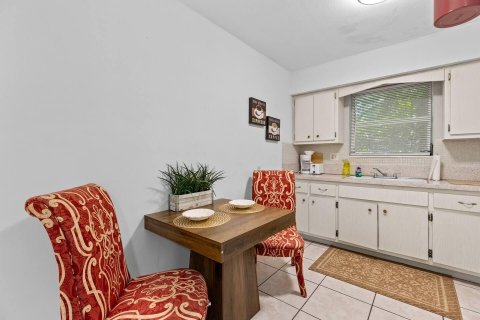 Appartement à louer à Hollywood, Floride: 3 pièces, 48.68 m2 № 2376217 - photo 2