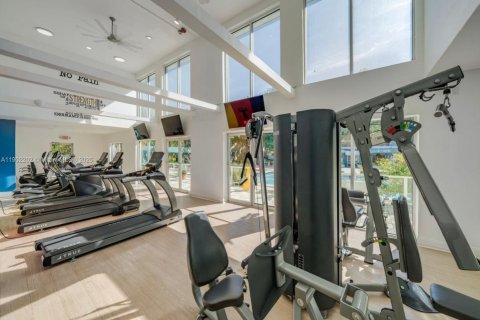 House in Miami, Florida 2 bedrooms, 88.26 sq.m. № 1953620 - photo 8