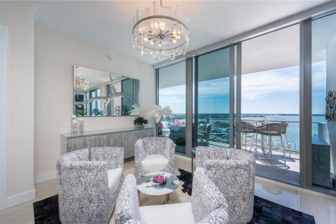Condo in Sarasota, Florida, 2 bedrooms  № 1904907 - photo 21