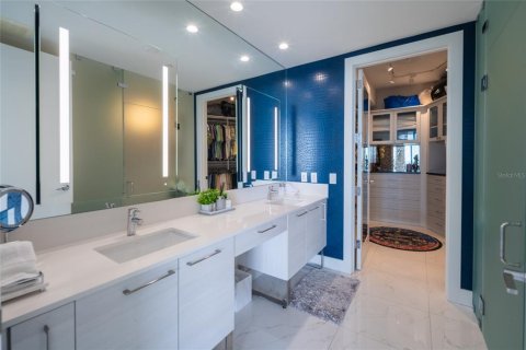 Condo in Sarasota, Florida, 2 bedrooms  № 1904907 - photo 30