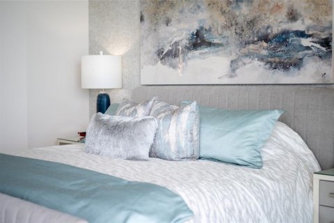 Condo in Sarasota, Florida, 2 bedrooms  № 1904907 - photo 27