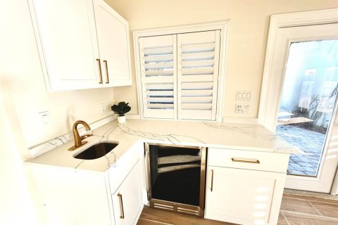 Casa en alquiler en North Redington Beach, Florida, 4 dormitorios, 252.23 m2 № 1677242 - foto 10