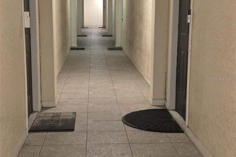 Copropriété à louer à Orlando, Floride: 1 chambre, 76.64 m2 № 2097482 - photo 12