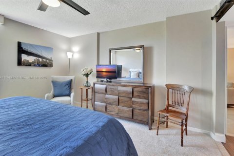 Condo in Boca Raton, Florida, 2 bedrooms  № 1948019 - photo 14