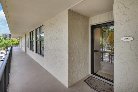 Condo in Boca Raton, Florida, 2 bedrooms  № 1948019 - photo 26