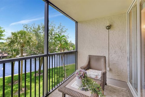 Condo in Boca Raton, Florida, 2 bedrooms  № 1948019 - photo 2