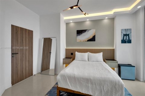 Copropriété à louer à Miami, Floride: 2 chambres, 99.87 m2 № 2025756 - photo 17