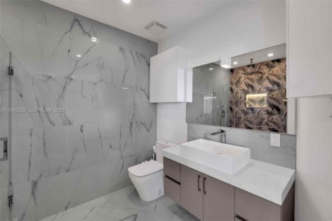 Copropriété à louer à Miami, Floride: 2 chambres, 99.87 m2 № 2025756 - photo 19