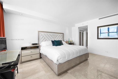 Купить кондоминиум в Майами-Бич, Флорида 1 спальня, 86.4м2, № 1968471 - фото 23