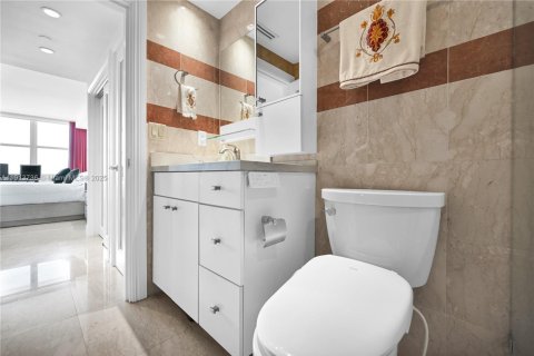 Купить кондоминиум в Майами-Бич, Флорида 1 спальня, 86.4м2, № 1968471 - фото 27