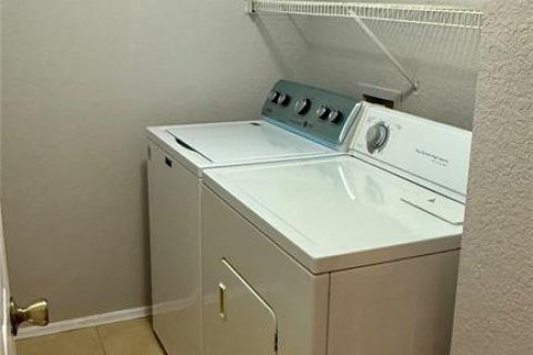 Condominio en alquiler en Tampa, Florida, 2 dormitorios, 117.99 m2 № 1907667 - foto 20