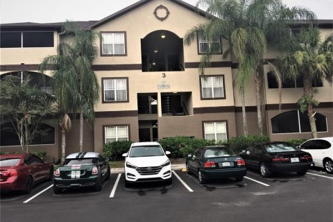 Condominio en alquiler en Tampa, Florida, 2 dormitorios, 117.99 m2 № 1907667 - foto 1