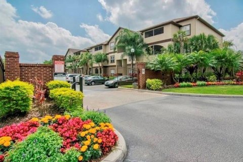 Condominio en alquiler en Tampa, Florida, 2 dormitorios, 117.99 m2 № 1907667 - foto 30