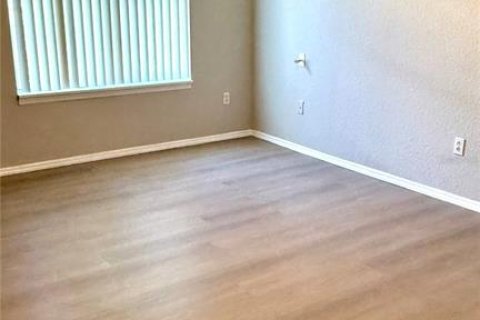 Condominio en alquiler en Tampa, Florida, 2 dormitorios, 117.99 m2 № 1907667 - foto 12