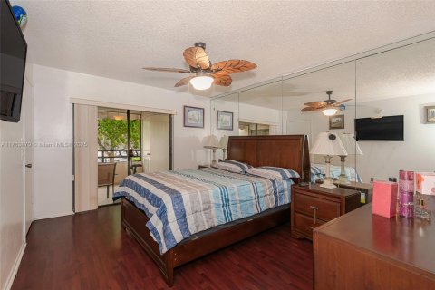 Condo in Miami, Florida, 2 bedrooms  № 1714178 - photo 21