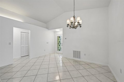 Villa ou maison à vendre à Sarasota, Floride: 3 chambres, 125.42 m2 № 2399428 - photo 12
